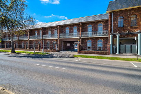 Quality Hotel Sherbourne Terrace - Stays Accommodation 1