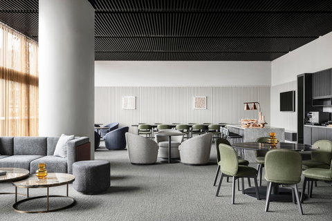 Oakwood Premier Melbourne - Stays Accommodation 2