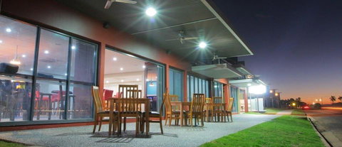 Black Rock Inn - Stays Accommodation 4