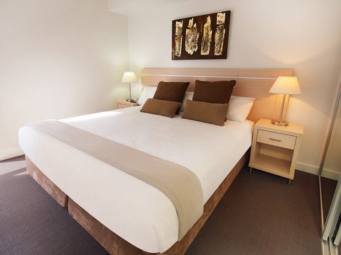 Oaks Festival Towers - Stays Accommodation 1