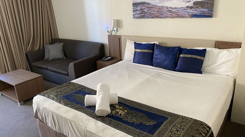 Peninsula Motor Inn - Stays Accommodation 2