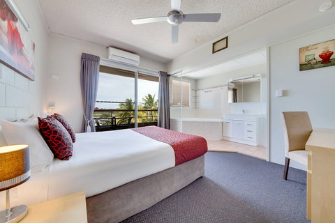 Camelot Motel - Stays Accommodation 2