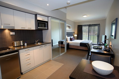 Quest Campbelltown Serviced Apartments - Stays Accommodation 2