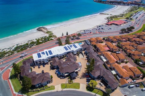 Quality Resort Sorrento Beach - Stays Accommodation 1