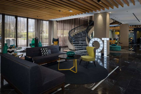 QT Canberra - Stays Accommodation 2