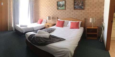 Golden Chain Aalana Motor Inn - Stayed 1