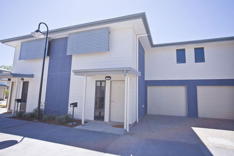 Stonewood Villas - Stays Accommodation 2