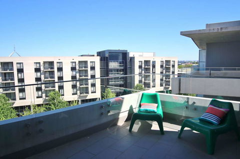 Realm Park 39 Barton ACT - Stayed 5