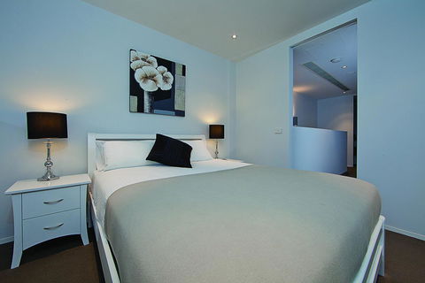 Realm Park 39 Barton ACT - Stayed 15