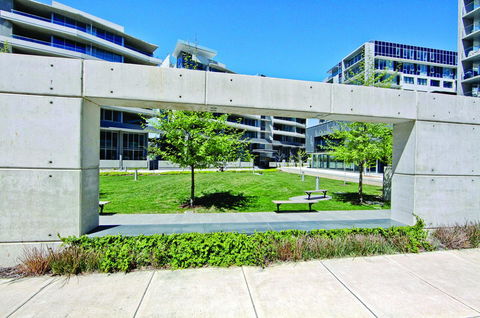 Realm Park 39 Barton ACT - Stayed 25