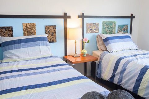 One Of A Kind Apartments - Stayed 28