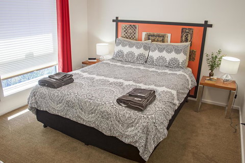 One Of A Kind Apartments - Stayed 13