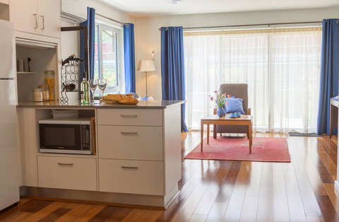 One Of A Kind Apartments - Stayed 32