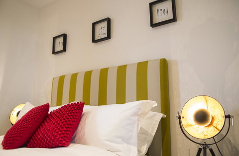 KUI - Manhattan Apartments - Stays Accommodation 7