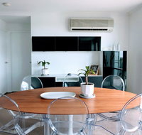 Staying Places - The Avenue - Stayed