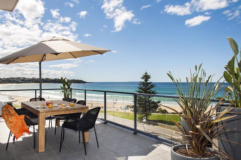 Mollymook Beachfront Penthouse 9 - Stayed 3