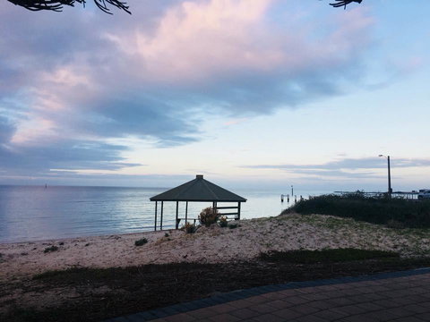 Crystal Blue Apartment - Stayed 25