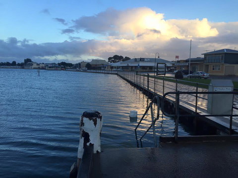 Crystal Blue Apartment - Stayed 29