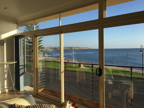 Crystal Blue Apartment - Stayed 1