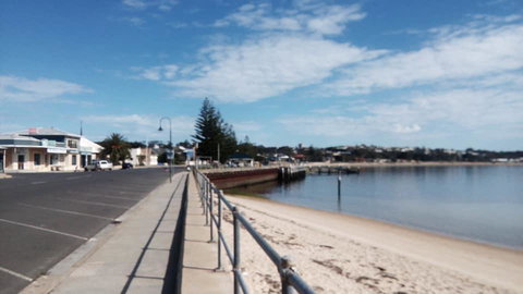 Crystal Blue Apartment - Stayed 20