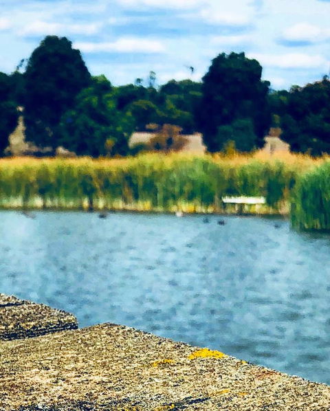 The Lake House Retreat - Stayed 21