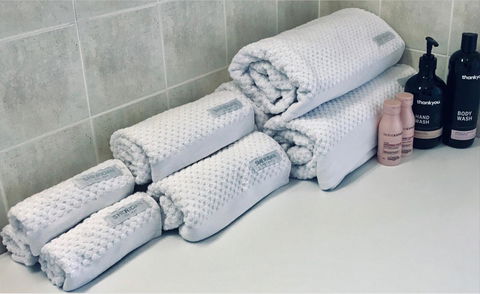 The Lake House Retreat - Stayed 17