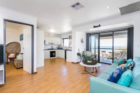 Blissful Beachfront Beachouse - Stays Accommodation 7
