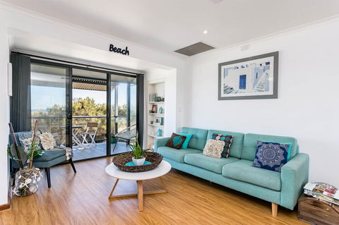 Blissful Beachfront Beachouse - Stays Accommodation 6