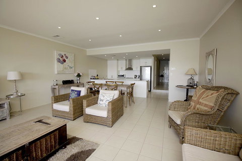 Wallaroo Marina Apartments - Stayed 5
