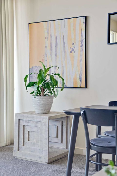 Port Adelaide Executive Waterfront Apartment - Stays Accommodation 14