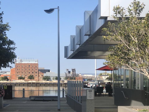 Port Adelaide Executive Waterfront Apartment - Stays Accommodation 32