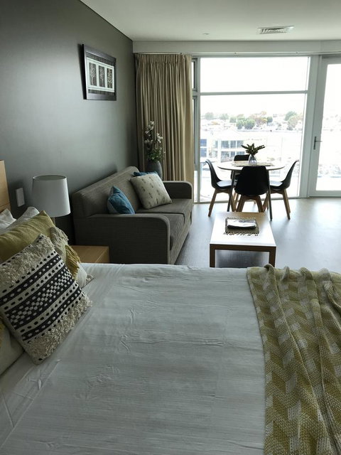 Ocean View Luxury Apartment & Suite - Stayed 12