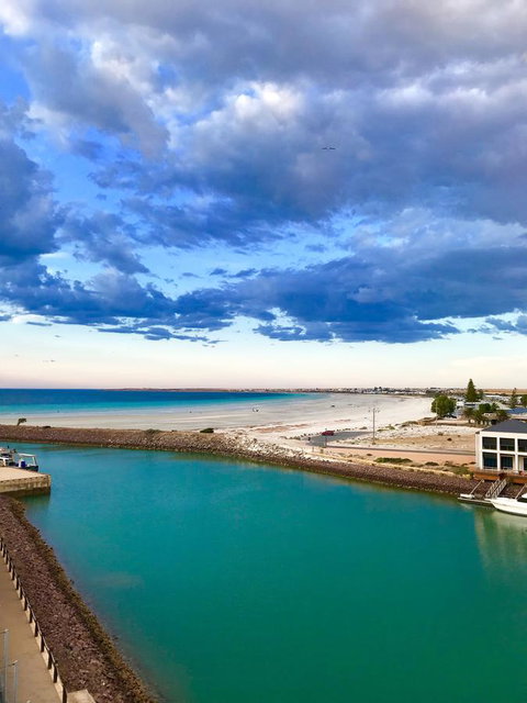 Ocean View Luxury Apartment & Suite - Stayed 0