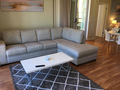 Beachside Luxury Apartments One & Two Bedroom In Beachfront Oaks Pier Building - Stayed 20