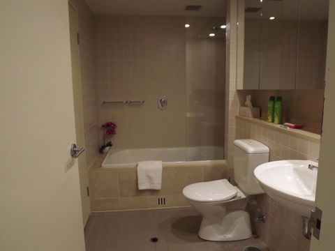 Beachside Luxury Apartments One & Two Bedroom In Beachfront Oaks Pier Building - Stayed 1