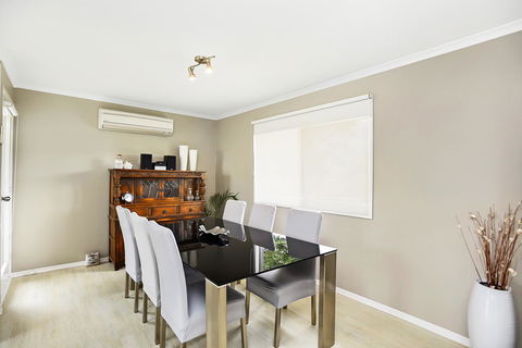 Ainslie Roberts Drive Retreat - Stays Accommodation 2