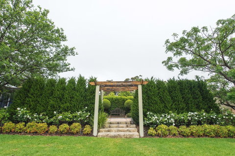 S T U D I O 22 Peaceful Retreat With Garden Views - Stayed 10