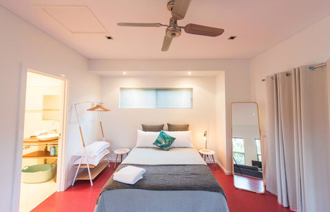 S T U D I O 22 Peaceful Retreat With Garden Views - Stayed 3