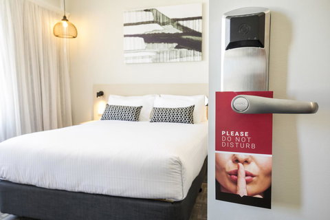 Nightcap At Finsbury Hotel - Stays Accommodation 23