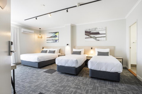 Nightcap At Finsbury Hotel - Stays Accommodation 13