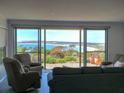 Emu Bay Holiday Homes - Stayed 20