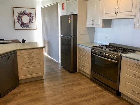 Emu Bay Holiday Homes - Stayed 29