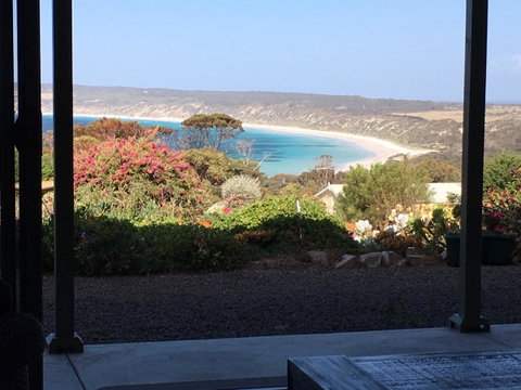 Emu Bay Holiday Homes - Stayed 31