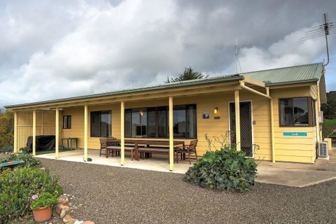 Emu Bay Holiday Homes - Stayed 8