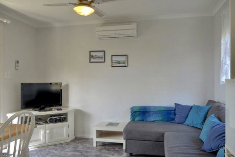 Emu Bay Holiday Homes - Stayed 1