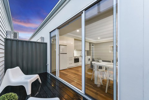 Aloha Central Luxury Apartments - Stayed 28