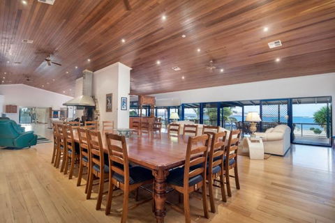 Doyles On The Bay - Stayed 12