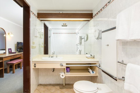 Adelaide Inn - Stayed 24