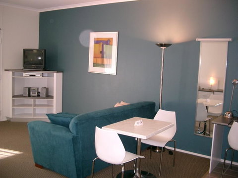 McLaren Vale Motel & Apartments - Stays Accommodation 9