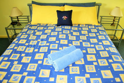 Baudin Beach Apartments - Stays Accommodation 5